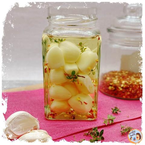 Knoblauch in Öl eingelegt: Immer frischen Knoblauch zur Hand haben Knoblauch in Öl eingelegt: Immer frischen Knoblauch zur Hand haben