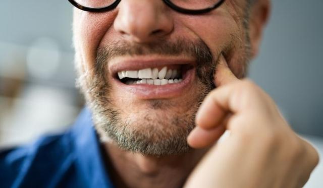 Vitamin-C-Mangel und Skorbut: Prävention und Behandlung Vitamin-C-Mangel und Skorbut: Prävention und Behandlung