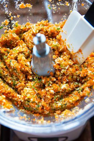 Gemüsebrühe selber machen - Einfaches Rezept für selbstgemachte Gemüsebrühe