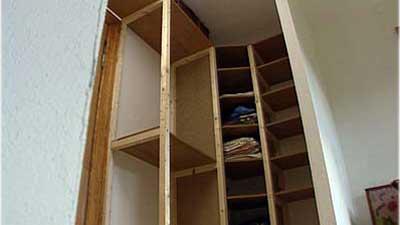 Alles, was Sie über den Bau eines Wandeinbauschranks wissen müssen Alles, was Sie über den Bau eines Wandeinbauschranks wissen müssen