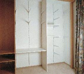 DIY-Projekt: Wie Sie einen maßgeschneiderten Wandeinbauschrank erstellen DIY-Projekt: Wie Sie einen maßgeschneiderten Wandeinbauschrank erstellen