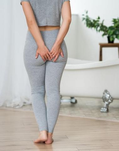 Natürliche Methoden zur Linderung von Steißbeinfistel-Symptomen