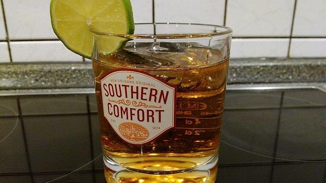 Verlockende Mischungen mit Southern Comfort: Einfach zubereitet, voller Geschmack Verlockende Mischungen mit Southern Comfort: Einfach zubereitet, voller Geschmack