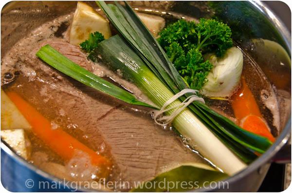 Wie lange sollte man Suppenfleisch kochen, um es weich zu machen? Wie lange sollte man Suppenfleisch kochen, um es weich zu machen?