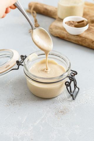 Gesunde Alternative: Vegane Vanillesoße selber machen