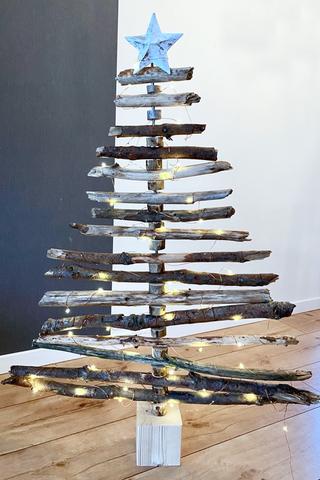 Schritt-für-Schritt-Anleitung: Eigenen Tannenbaum aus Holzlatten bauen