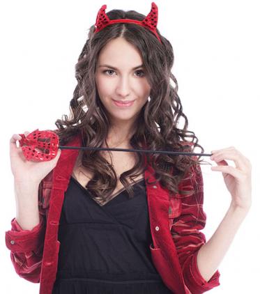 Schritt-für-Schritt Anleitung: So bastelst du dein eigenes Teufel Kostüm