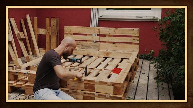 Sicherheit geht vor: Worauf Sie beim Bau eines Palettenbetts achten sollten