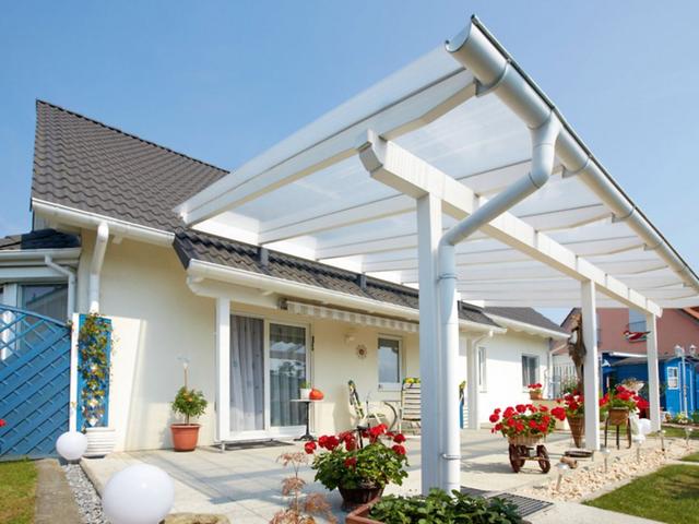 Terrassenüberdachung selbst gemacht: Kosten sparen mit DIY-Projekt Terrassenüberdachung selbst gemacht: Kosten sparen mit DIY-Projekt