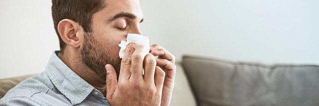Symptome einer Hausstaubmilbenallergie: Juckreiz, asthmatische Beschwerden und mehr Symptome einer Hausstaubmilbenallergie: Juckreiz, asthmatische Beschwerden und mehr