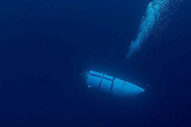 Die Steuerung der "Titan" mit einem Gaming-Controller: Verdient die Entscheidung Kritik? Die Steuerung der "Titan" mit einem Gaming-Controller: Verdient die Entscheidung Kritik?