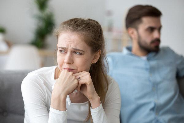 Toxische Beziehungen: Symptome von emotionaler Misshandlung in Partnerschaften