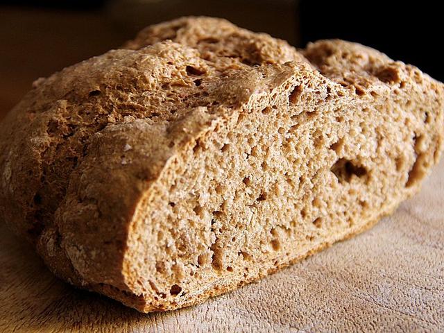 Handwerkliche Brotkunst: Rezepte für selbstgebackenes Brot nach alter Tradition Handwerkliche Brotkunst: Rezepte für selbstgebackenes Brot nach alter Tradition