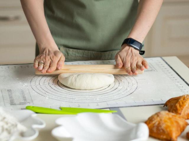 Ersatz für Backpapier: Empfehlenswerte Alternativen für umweltbewusstes Kochen und Backen Ersatz für Backpapier: Empfehlenswerte Alternativen für umweltbewusstes Kochen und Backen