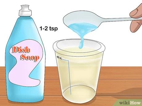 Schonende Methoden zur Unkrautbekämpfung: DIY-Unkrautvernichter zum Selbermachen Schonende Methoden zur Unkrautbekämpfung: DIY-Unkrautvernichter zum Selbermachen