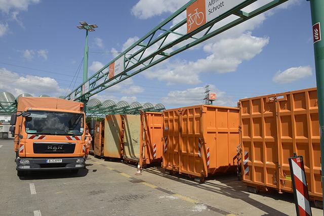 Entsorgungsmöglichkeiten auf dem BSR-Recyclinghof: Was darf kostenfrei abgegeben werden?