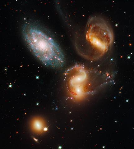 Die Vielfalt der Galaxien im Universum Die Vielfalt der Galaxien im Universum