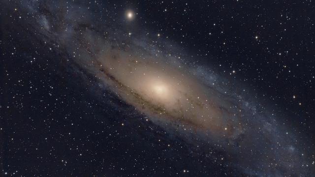 Das Universum und die unzähligen Galaxien Das Universum und die unzähligen Galaxien