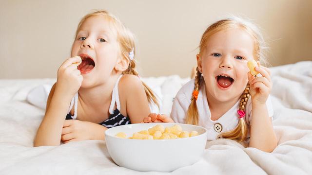 Ab wann dürfen Babys Maisstangen essen? Ein Leitfaden für Eltern Ab wann dürfen Babys Maisstangen essen? Ein Leitfaden für Eltern