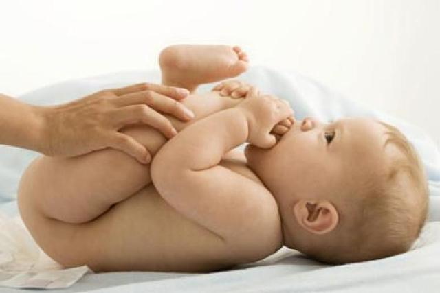 "Vorhautpflege bei Jungen: Wann und wie sollte man die Vorhaut reinigen?" "Vorhautpflege bei Jungen: Wann und wie sollte man die Vorhaut reinigen?"