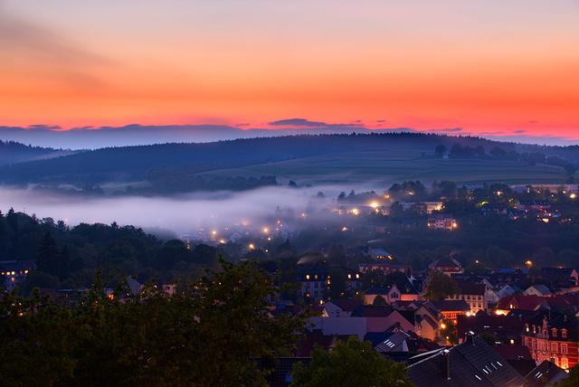 Sonnenaufgang heute in Hessen: Uhrzeit und Informationen Sonnenaufgang heute in Hessen: Uhrzeit und Informationen