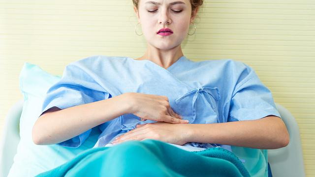 Lebensmittelvergiftung: Wann ist ein Krankenhausaufenthalt notwendig?