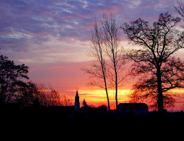 Aktuelle Sonnenuntergangszeit heute in Deutschland Aktuelle Sonnenuntergangszeit heute in Deutschland