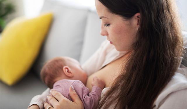 Telefonische Stillberatung bei Fragen zum Milcheinschuss Telefonische Stillberatung bei Fragen zum Milcheinschuss