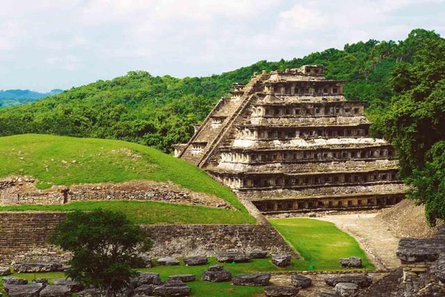 1. Die Maya: Eine faszinierende Hochkultur in Mittelamerika