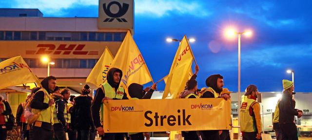 Streikankündigung bei der Deutschen Post: Wann kommt es zu Arbeitsniederlegungen? Streikankündigung bei der Deutschen Post: Wann kommt es zu Arbeitsniederlegungen?