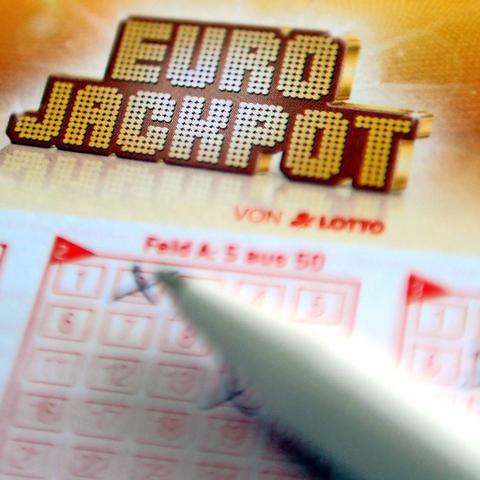 Eurojackpot-Ziehungstermine: Wann werden die Gewinnzahlen bekannt gegeben? Eurojackpot-Ziehungstermine: Wann werden die Gewinnzahlen bekannt gegeben?