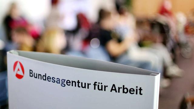 Zahlungsanweisung statt Banküberweisung: Alternative zur Hartz 4 Auszahlung ohne eigenes Konto in 2022 Zahlungsanweisung statt Banküberweisung: Alternative zur Hartz 4 Auszahlung ohne eigenes Konto in 2022