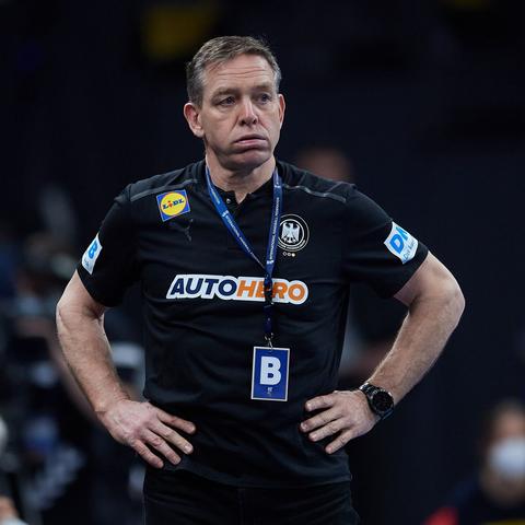 Alfred Gislason und sein unerwartetes Humpelproblem Alfred Gislason und sein unerwartetes Humpelproblem