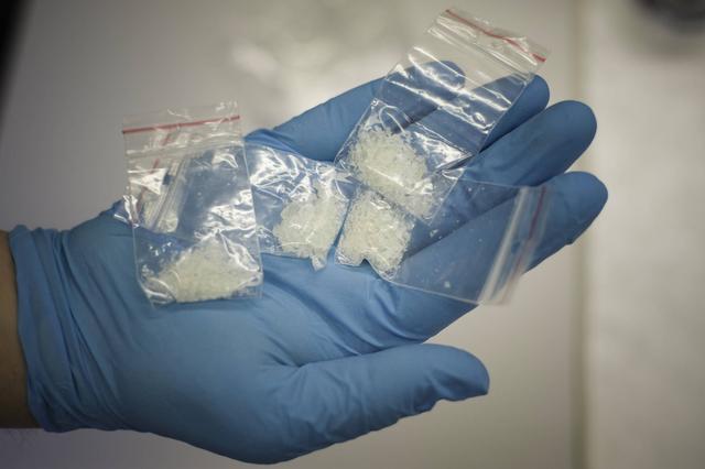 Warum ist es gefährlich, nach dem Konsum von Crystal Meth Auto zu fahren? Warum ist es gefährlich, nach dem Konsum von Crystal Meth Auto zu fahren?