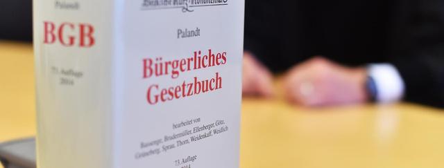 Ehrenamt als Schöffe: Die Chance, eigene Erfahrungen in die Urteilsfindung einzubringen Ehrenamt als Schöffe: Die Chance, eigene Erfahrungen in die Urteilsfindung einzubringen