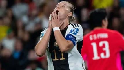 Das Ausscheiden bei der WM: Warum spielt Alexandra Popp nicht mehr für Deutschland? Das Ausscheiden bei der WM: Warum spielt Alexandra Popp nicht mehr für Deutschland?