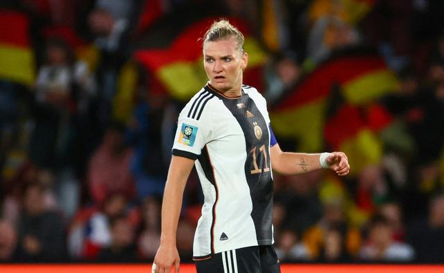 Enttäuschung für Fans: Popp fehlt im Spiel - Was ist der Grund? Enttäuschung für Fans: Popp fehlt im Spiel - Was ist der Grund?