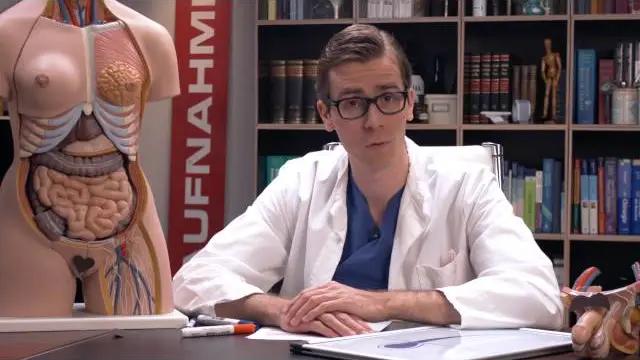 Schamhaarausfall im Alter: Was steckt dahinter und wie kann man es behandeln?