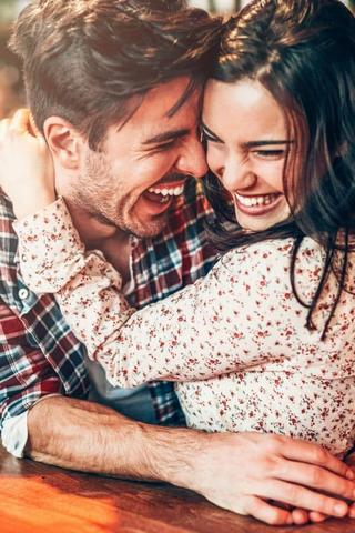 Platonische Liebe verstehen: Eine Beziehung ohne Romantik, aber mit viel Nähe und Verbundenheit.