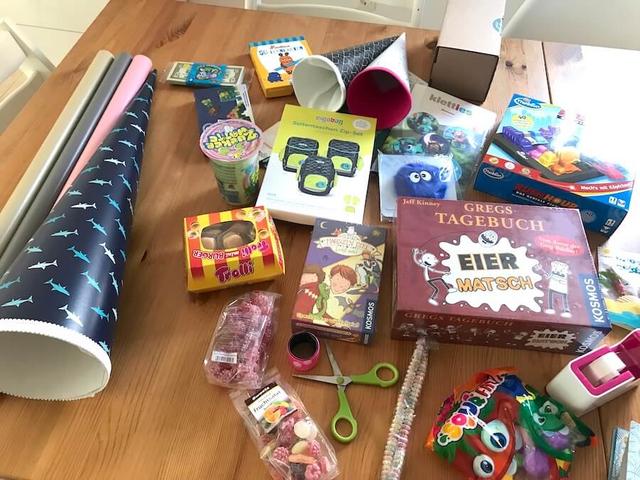 Schultüte befüllen: Praktische Tipps und süße Überraschungen Schultüte befüllen: Praktische Tipps und süße Überraschungen