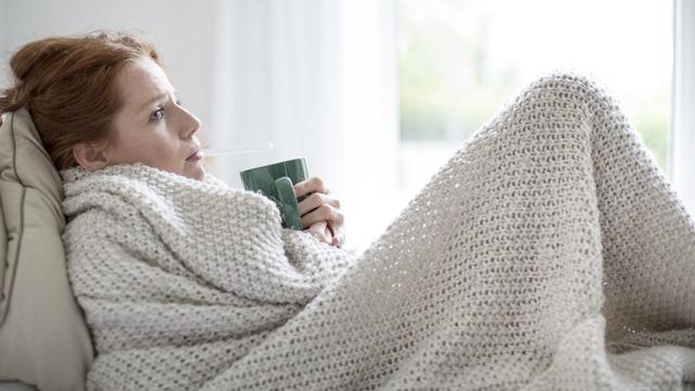 Was tun bei Schüttelfrost? Effektive Strategien zur Bekämpfung des unangenehmen Gefühls Was tun bei Schüttelfrost? Effektive Strategien zur Bekämpfung des unangenehmen Gefühls