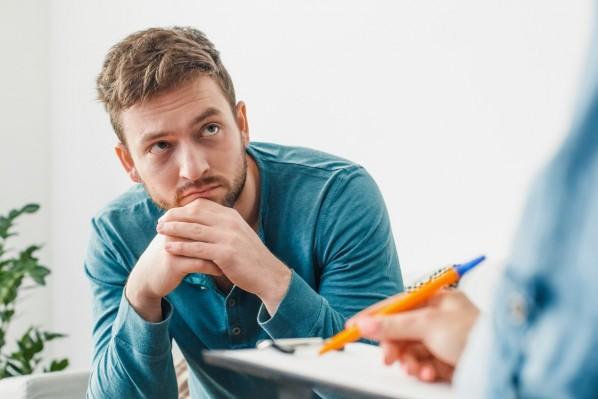 Nervenzusammenbruch durch Stress: Wie wirkt sich psychischer Stress auf den Körper aus? Nervenzusammenbruch durch Stress: Wie wirkt sich psychischer Stress auf den Körper aus?