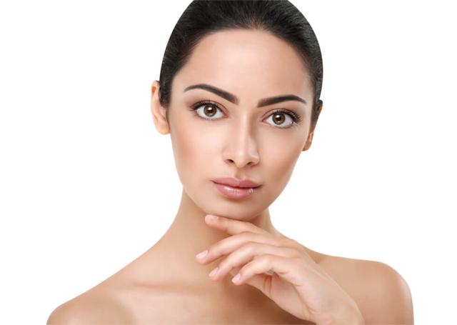 Die Vorteile der Mesotherapie: Natürliche Schönheit und Vitalität bis ins hohe Alter Die Vorteile der Mesotherapie: Natürliche Schönheit und Vitalität bis ins hohe Alter