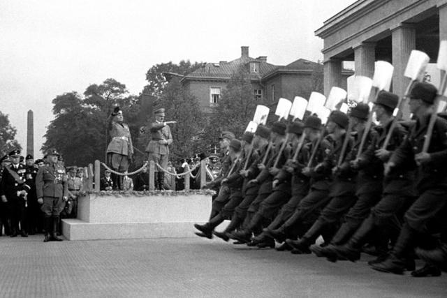 Was Ist Mit Hitlers Kindern Passiert Was ist mit Hitlers Kindern passiert? Neue Indizien unterstützen