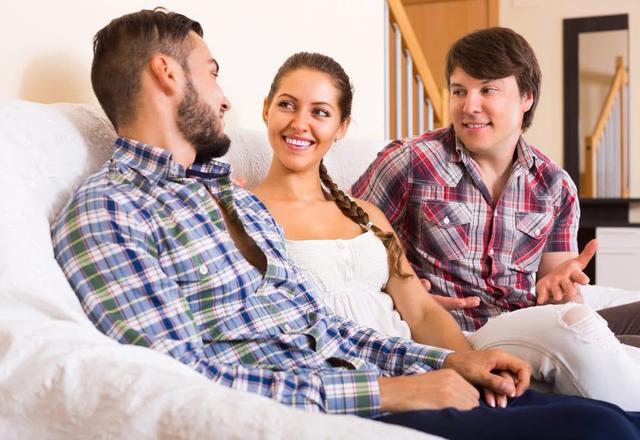 Polygamie vs. Monogamie: Vor- und Nachteile verschiedener Beziehungsformen