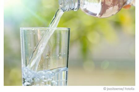 Die Qualität von Tafelwasser: Informationen und Unterschiede zu Trinkwasser und Mineralwasser. Die Qualität von Tafelwasser: Informationen und Unterschiede zu Trinkwasser und Mineralwasser.