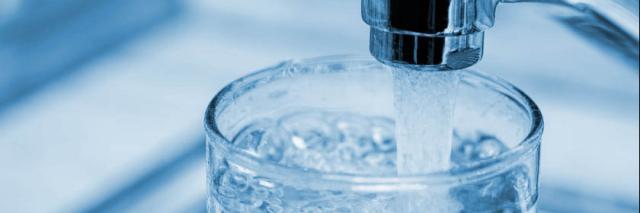 Tafelwasser in der Gastronomie: Wird hier "gemogelt"? Tafelwasser in der Gastronomie: Wird hier "gemogelt"?