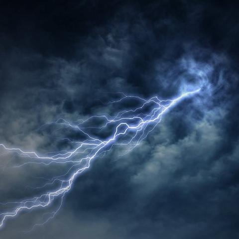 Wetterleuchten: Warum man den Donner oft nicht hört