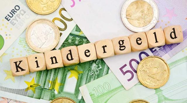 Unterschiede bei der Berechnung des Kindergeldes mit und ohne Zählkindern Unterschiede bei der Berechnung des Kindergeldes mit und ohne Zählkindern