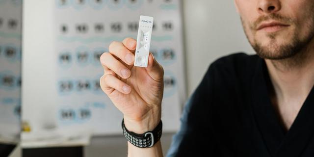 Anweisungen für einen positiven Schnelltest in Berlin Anweisungen für einen positiven Schnelltest in Berlin